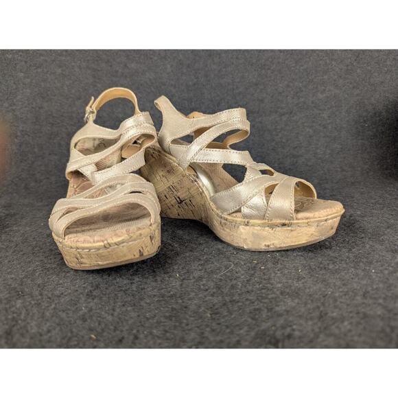 BOC Gold Leather Strappy Cork Wedge Heel Sandals Women's sz 9m - Picture 1 of 10